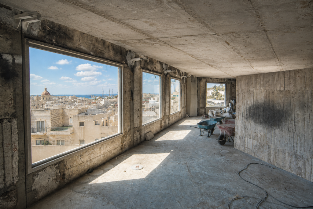 What Every Contractor Should Know About Working With Interior Designers